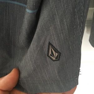 Volcom shorts